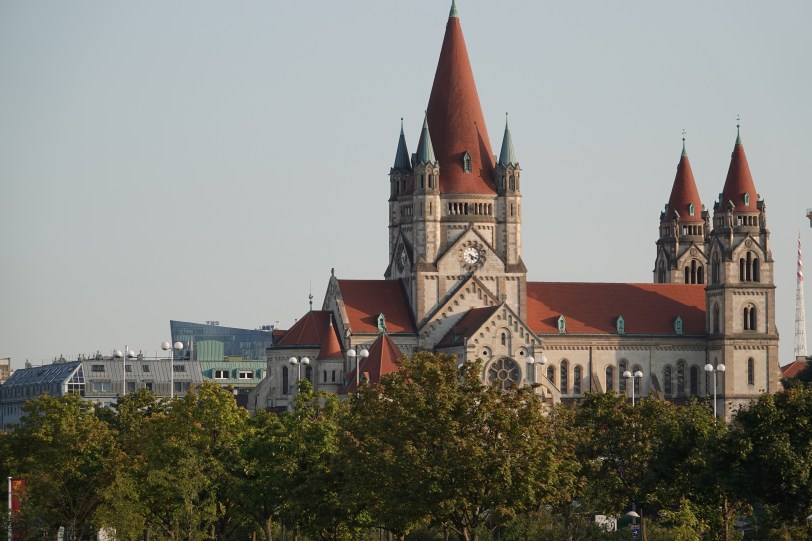 7B0DBB52-6202-4D11-9EB6-48EEC4745AA6